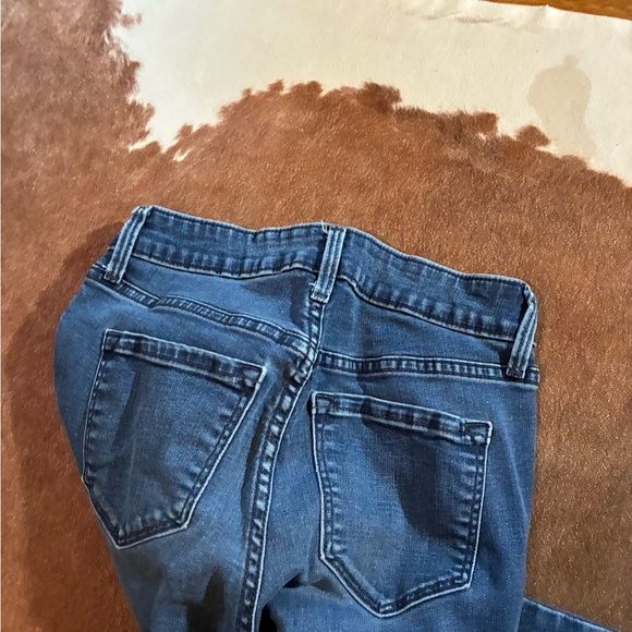 Old Navy Women's Classic Blue Skinny Jeans - Picture 4 of 4